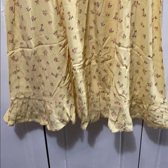 NWOT ONE CLOTHING Floral Dress Yellow M - Picture 4 of 9